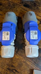 Caravan Sockets & Plugs