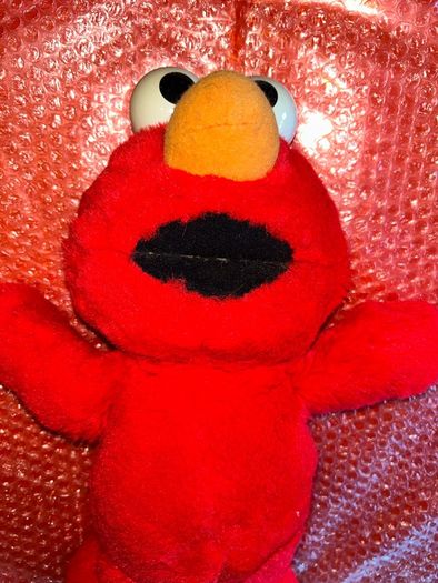 1995 Vintage Tyco Tickle Me Elmo in working condition