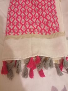 Ladies pink scarf