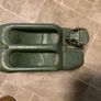 Oil container Image 2