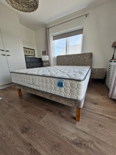 king size bed with headboard and new mattress