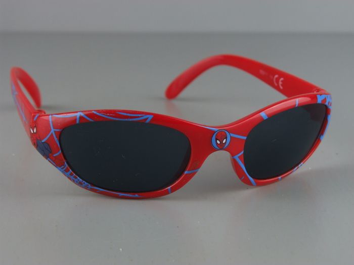 Spider-Man face mask plus kids' sunglasses