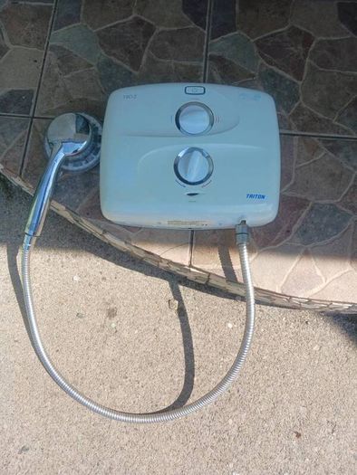 triton t90z electric shower