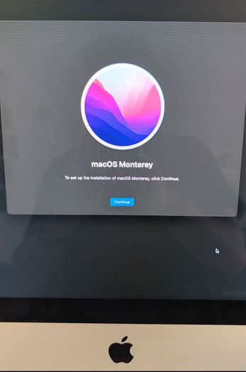 Apple iMac 21.5 inch Late 2015 Full Bundle with Keyboard, Mouse and Trackpad