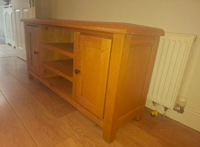 Solid Oak Tv unit