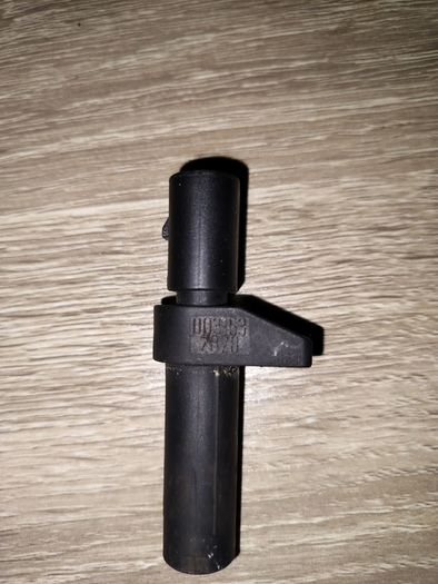 Crankshaft Position Sensor Mercedes M271