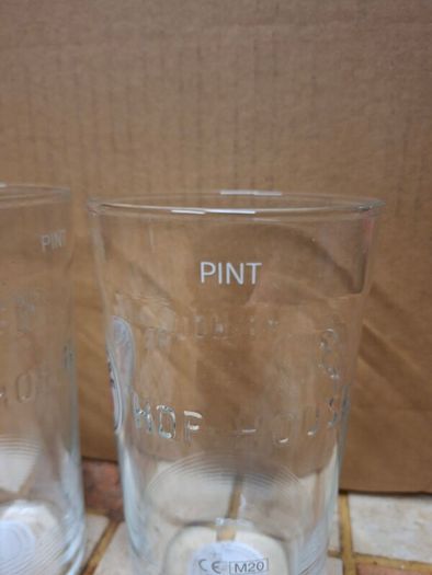 Guinness Hop house 13 pint glass