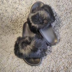 Furry Ladies Slippers Black