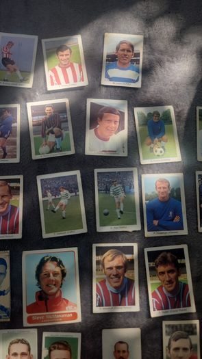 Various cards a&bc differnt colour backs and soccer stars