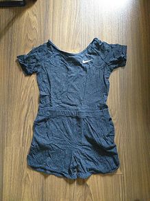 girl wear