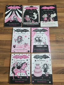 7 x Isadora Moon Books