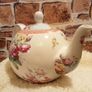 Victoria and Albert Museum Teapot and sugar bowl Image 4