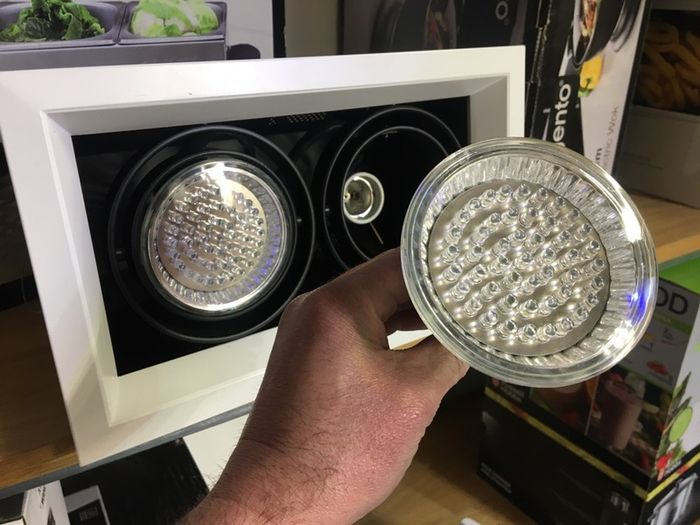 Recessed Display Lights with Par 30 LED Bulbs