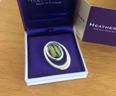 brooch heathergems Scottish made