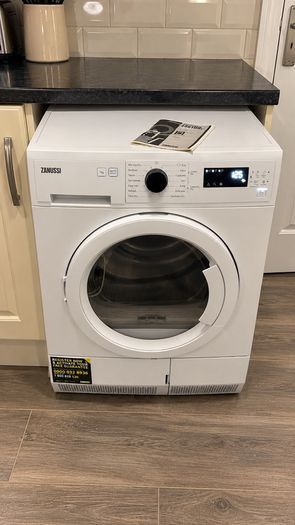 7kg Zanussi Condenser Dryer Free Local Delivery