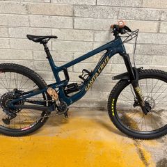 Santa cruz nomad C 2018 (Perfect starter set