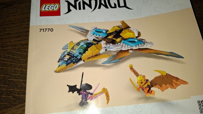 lego 71770 Zanes golden dragon jet