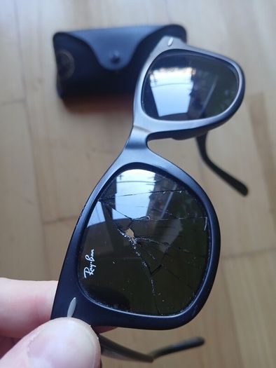 rayban classic rayban broken lens