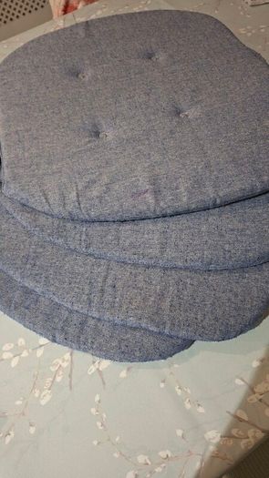 Dining chair cushion