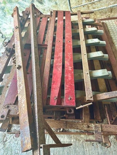 Creels Arch trailer Top creels