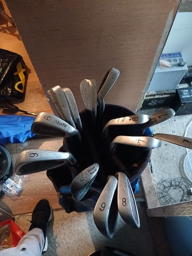 golf clubs