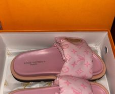 Pink LV Sliders
