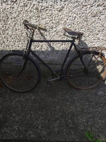 Antique Raleigh gents bike