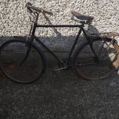 Antique Raleigh gents bike