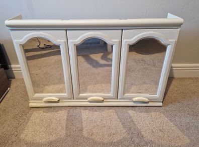 3 Door Mirrored Bathroom Cabinet