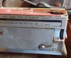 Vintage radio sanyo