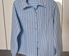 Light blue/white stripe shirt from Carry s. L/12