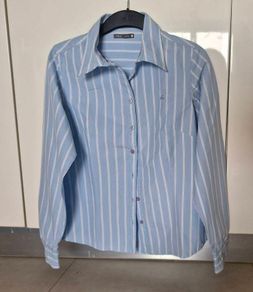 Light blue/white stripe shirt from Carry s. L/12