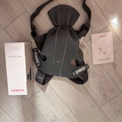 Babybjorn carrier mini