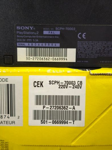 playstation 2 slim scph-70003 in original box with manuals