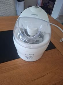 kenwood Icecream maker