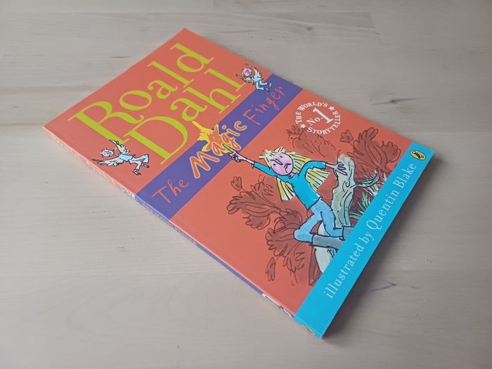 Roald Dahl Books - The Magic Finger & Esio Trot (Fantasy Paperbacks 1991)