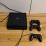 Sony PlayStation 4 (PS4) 500GB 3 Original Controllers Image 3