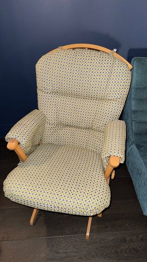 Nursing Chair for Sale Very Good Condition