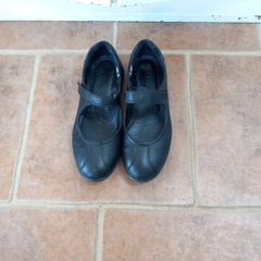 Ecco Black Shoes With Strap Size 40