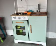 toy kitchen