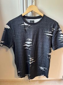 Guess Men's T-shirt Size S