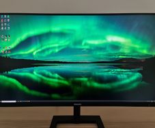 Philips 28" 4K Height Adjustable Monitor (3840 x 2160, IPS, HDMI/DP)