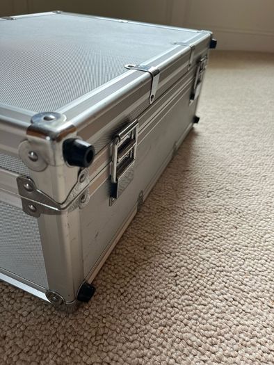 Aluminium Case
