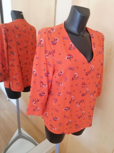 Women's Blouse NWT SIZE 14