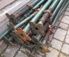 acrow props