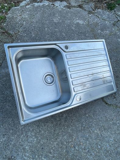 Stainless sink