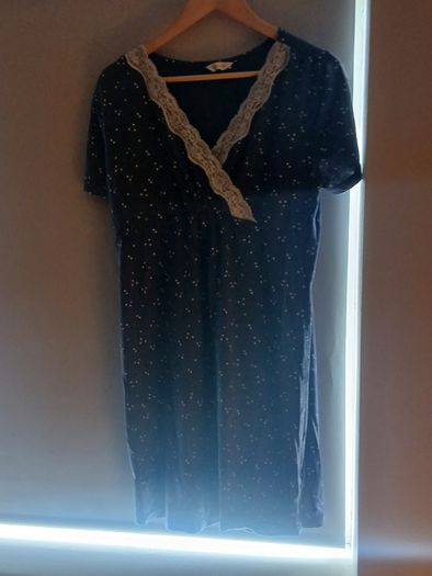 Maternity/Breastfeeding nighties (M/10-14)