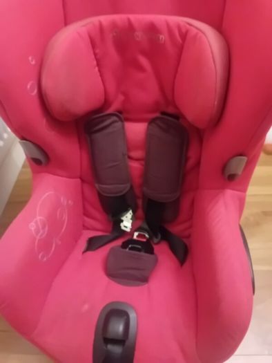 Maxi-Cosi Axiss Swivel Car Seat