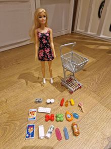 Barbie Shopping Time
