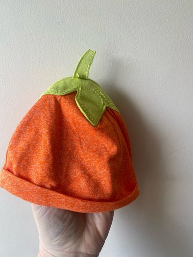 Pumkin costume with hat (0-3 months)